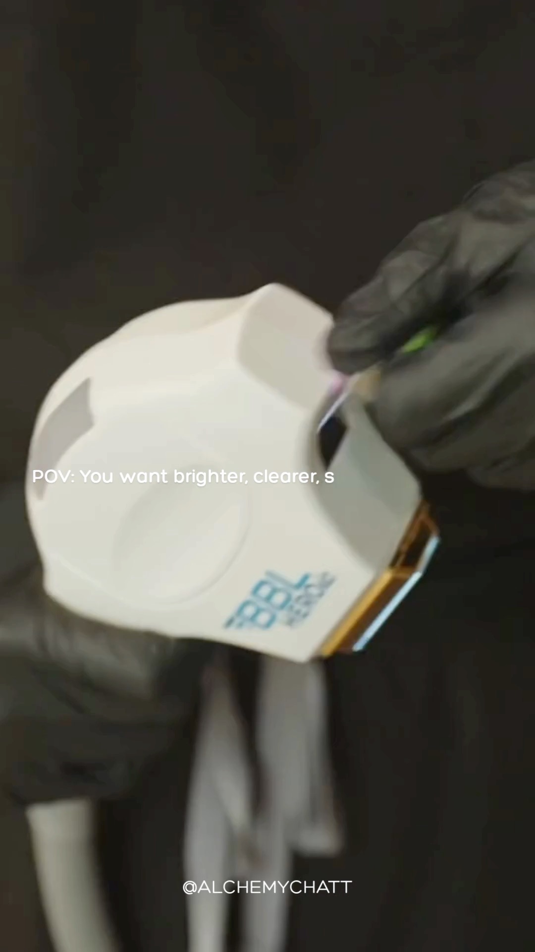Not all laser treatments are the same — combination therapy delivers the most noticeable skin improvement ✨
MOXI + BBL HEROic + Stax work together to target multiple skin concerns in one treatment plan.

MOXI improves:
✔ skin texture
✔ fine lines
✔ early signs of aging
✔ collagen production

BBL HEROic helps reduce:
✔ sun damage appearance
✔ redness
✔ pigmentation concerns
✔ uneven skin tone

Stax technology allows deeper, more comprehensive skin rejuvenation by layering treatments for enhanced results. Together, this combination helps skin appear:
• brighter
• smoother
• more even
• healthier
• more radiant
Ideal for patients wanting significant skin improvement with minimal downtime.

📍 Alchemy MedSpa & Wellness Chattanooga
📆 Schedule a consultation to see if combination laser treatment is right for your skin goals

#BBLHero #MOXILaser #LaserSkinRejuvenation #SkinTexture #PigmentationTreatment #SunDamageRepair #CollagenBoosting #HealthySkin #GlowingSkin #ChattanoogaMedSpa #MedicalAesthetics #SkinConfidence #LaserFacial #AestheticMedicine #SkinCareExperts